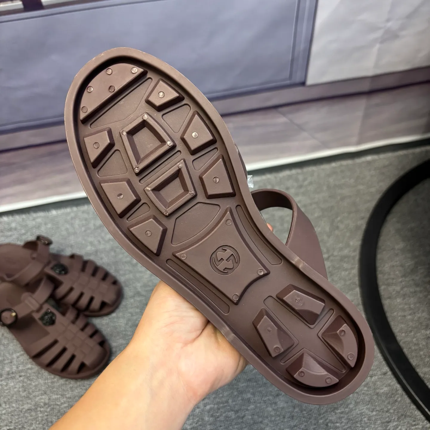 Men's shoes 260💰 [Gucci] Counter quality, top-quality original goods, real photos! Original TPU material, fine workmanship, comfortable; genuine 1:1 replica Size: 38 ~ 46